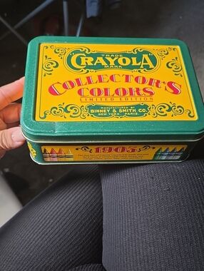 Crayola Tin